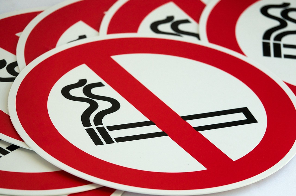Actualiteit: verbod op rookruimtes bij horecazaken